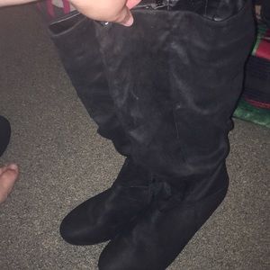 Size 11 knee high heeled boots